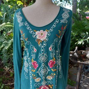 "Johnny Was" Green Embroidered Long-sleeved Top, Cotton, Size M